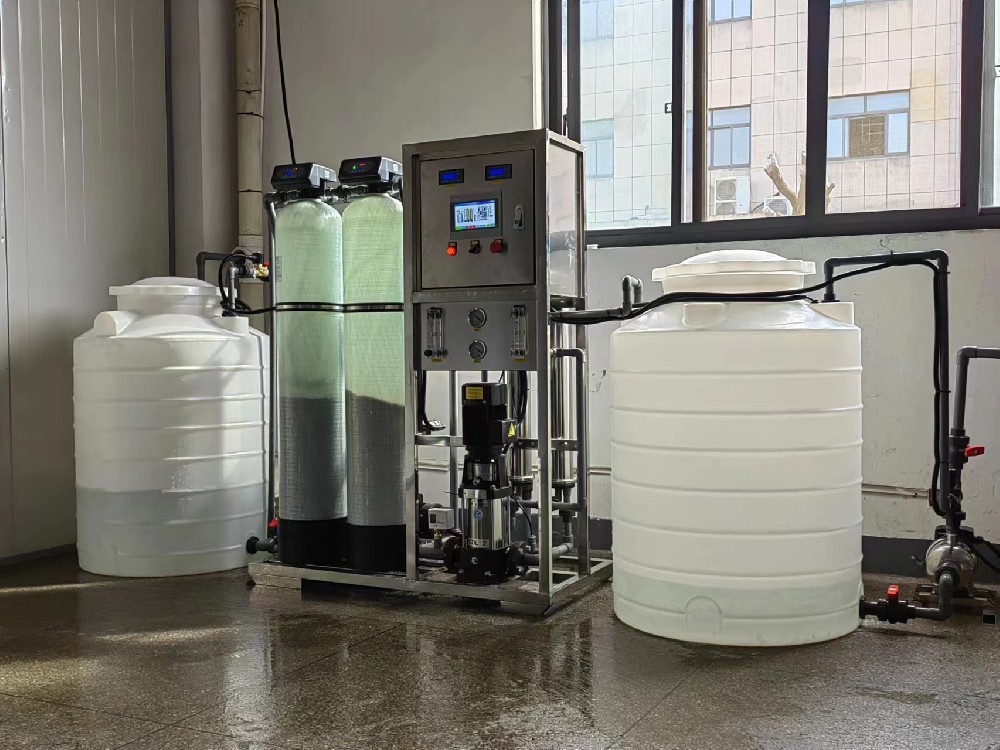 浙江平湖超聲波配套0.5噸純水設(shè)備安裝調(diào)試完成